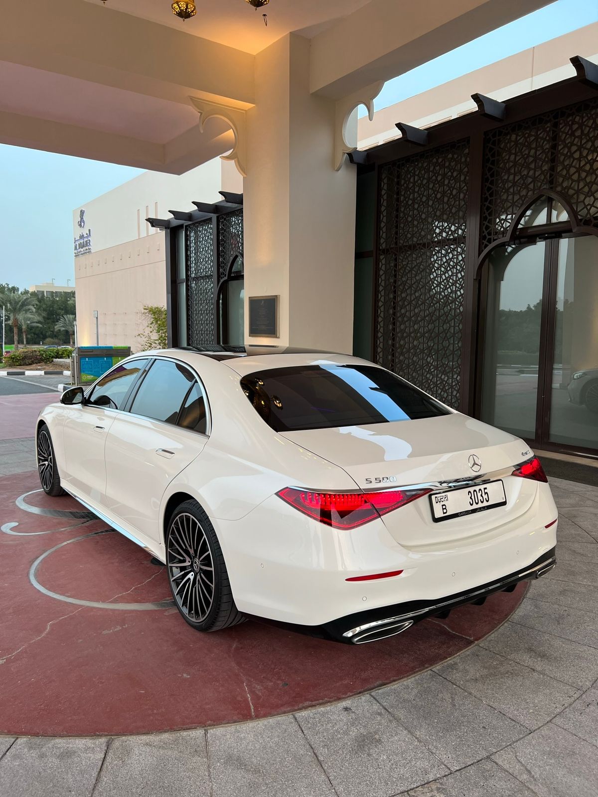 2022-mercedes-benz-s500