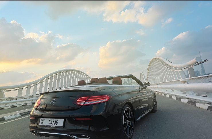 mercedes-benz-c300-2021