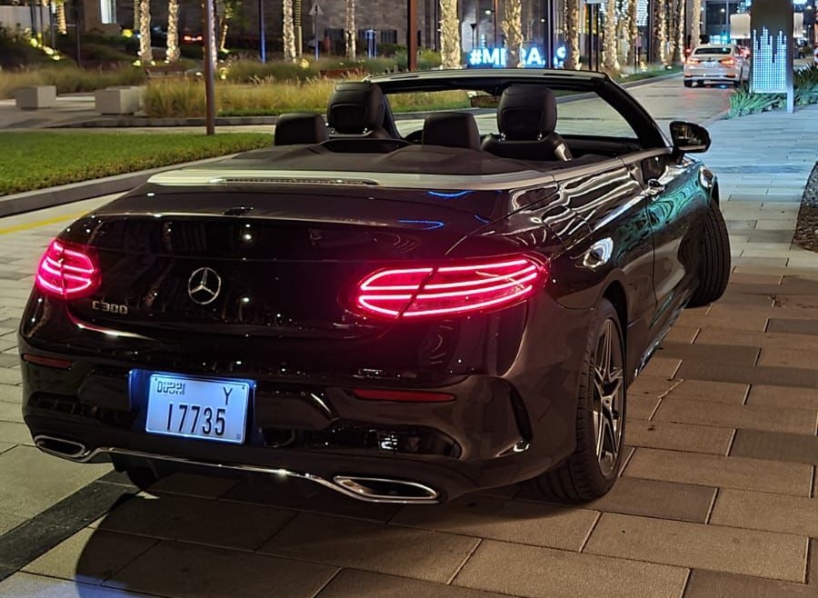 mercedes-benz-c300-2021