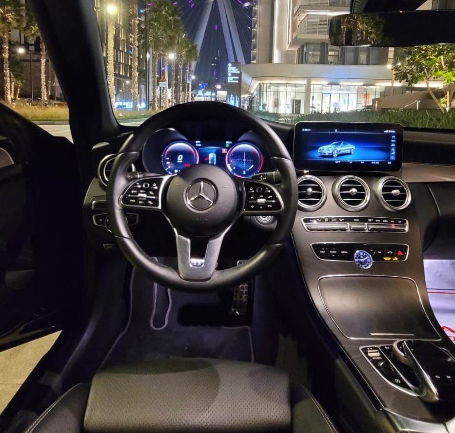 mercedes-benz-c300-2021