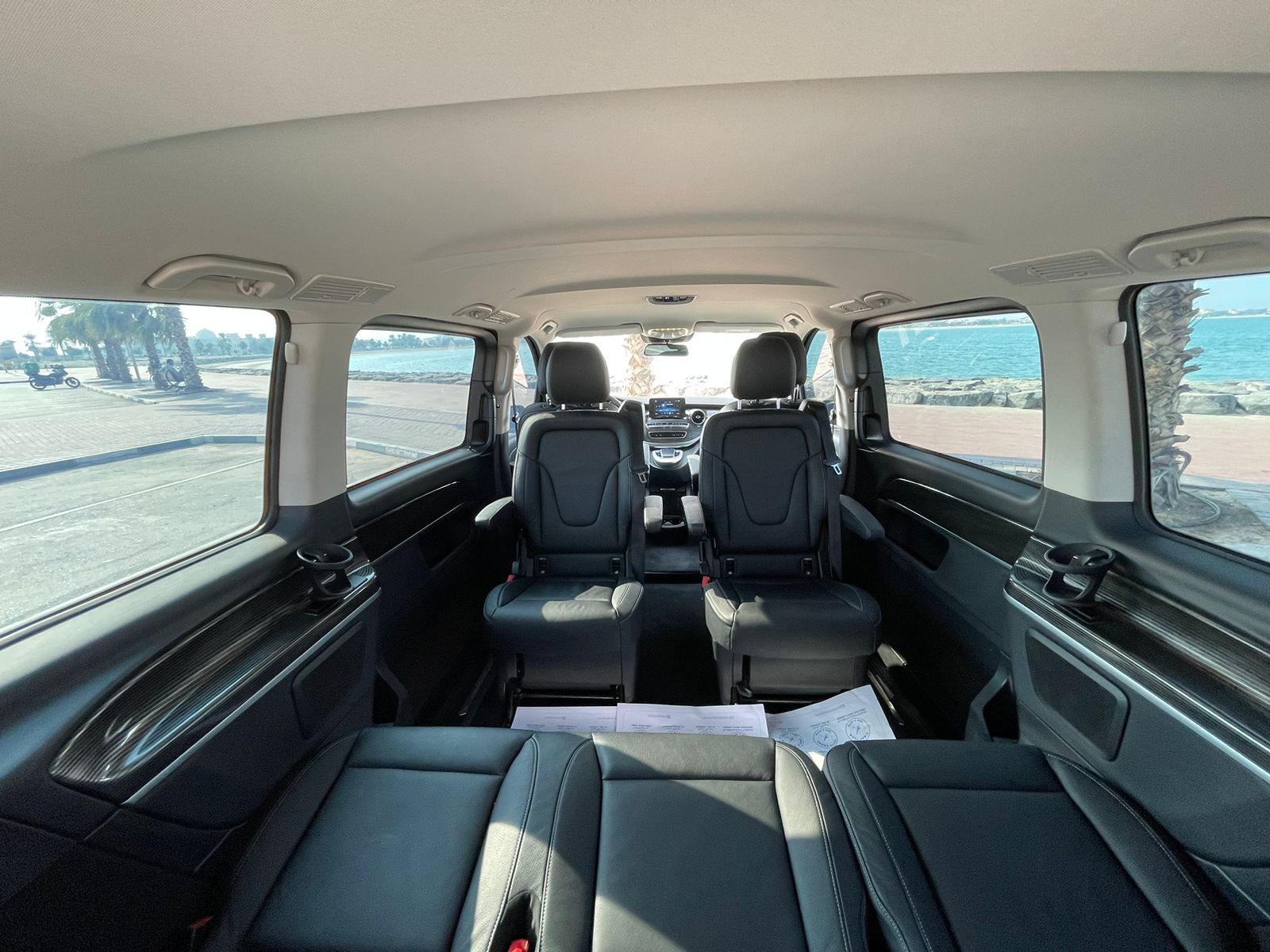 mercedes-benz-v250-2022