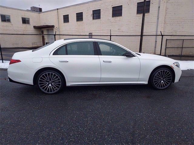 mercedes-s-class-2022